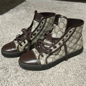 Men’s Gucci shoes